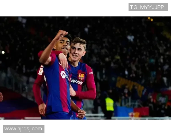 世界杯精彩对决:里昂与阿森纳战成平局引发全场热议与反思